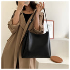 Single Shoulder Crossbody Womens Bag Large Capacity Minimalist Bucket 